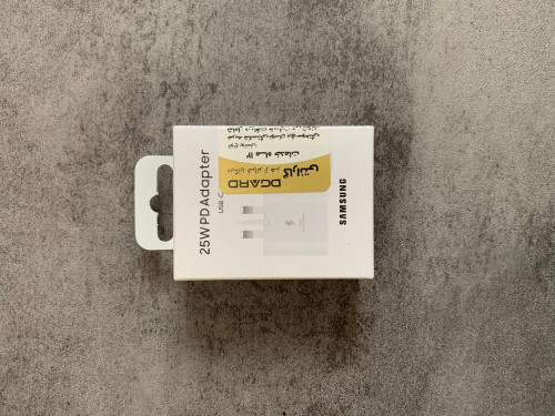 Original Samsung fast charger 25w three pin company