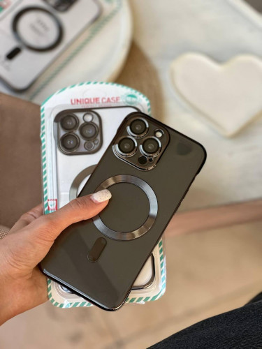 iPhone 13 Pro MagSafe Case