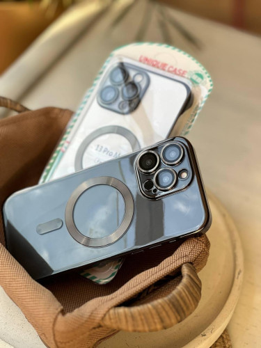 iPhone 13 Pro MagSafe Case